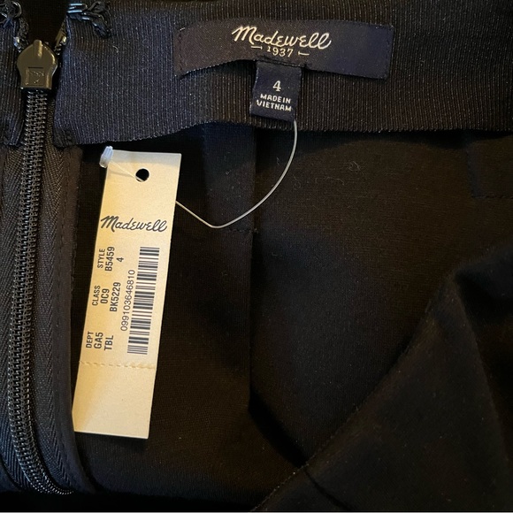 Madewell Black Pleated Fit and Flare Mini Skirt 4 - Picture 3 of 6